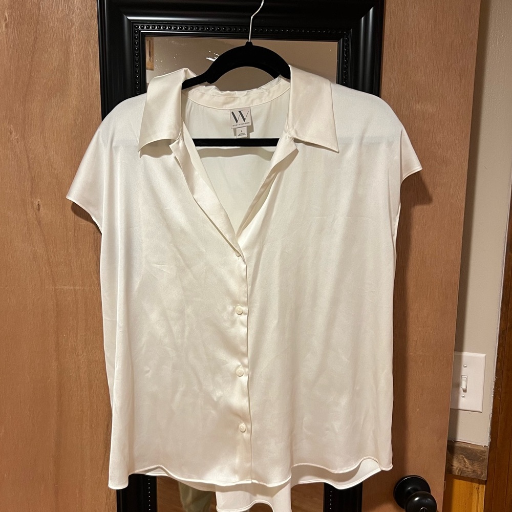 Gorgeous White Satin Worthington Blouse